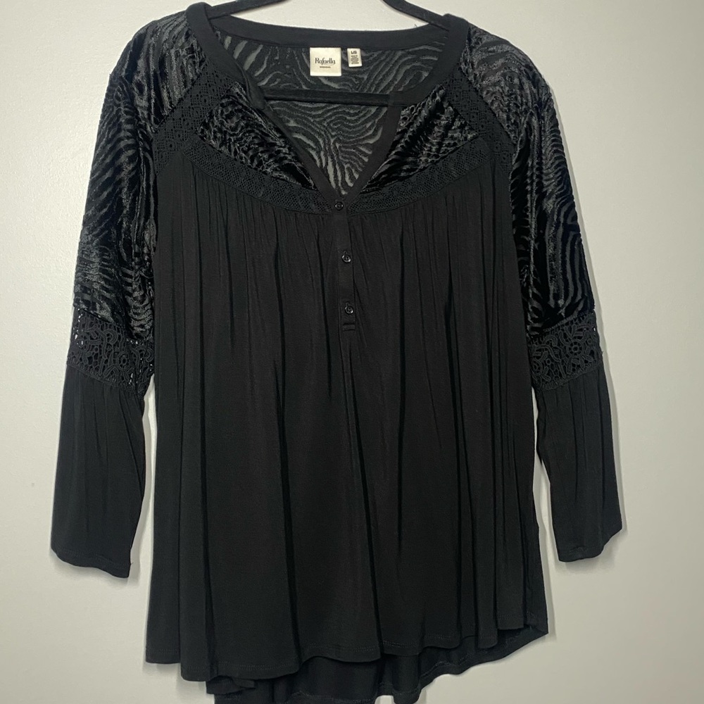 Black Textured Women's Blouse Casual
